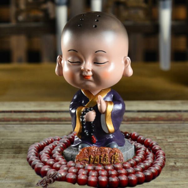 办公摆件 车载摆件摇头小和尚汽车挂饰卡通汽车装饰用品 一切随缘