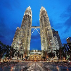 北京直飞-新加坡+马来西亚7天5晚跟团游(四星泳池/海边酒店+云顶酒店)