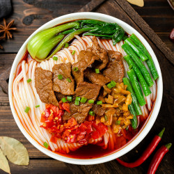 霸蛮招牌红烧黄牛肉粉 2盒