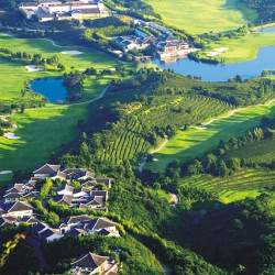 江浙沪城郊避世之地！杭州富春山居度假村1晚（含2大1小早餐+下午茶+玩乐）