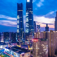 近南昌西站/万达乐园！南昌绿地铂瑞酒店1晚亲子套餐 含观光厅门票/自助晚餐