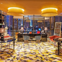 毗邻外滩，270°江景酒吧！上海外滩英迪格酒店1晚+早餐+饮料券