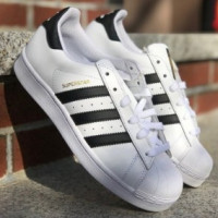 adidas Originals SUPERSTAR 女性款休闲运动鞋