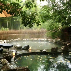 莫干山客堂间遊者温泉度假酒店1晚套餐 含早餐+晚餐+温泉