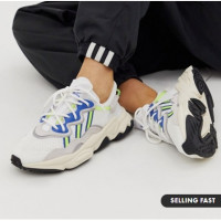 限尺码:adidas 阿迪达斯 OZWEEGO 男子经典运动鞋 EG7455