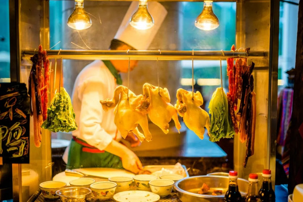 高口碑亲子酒店,温泉无限泡!三正半山酒店(东莞塘厦店)1-2晚套餐