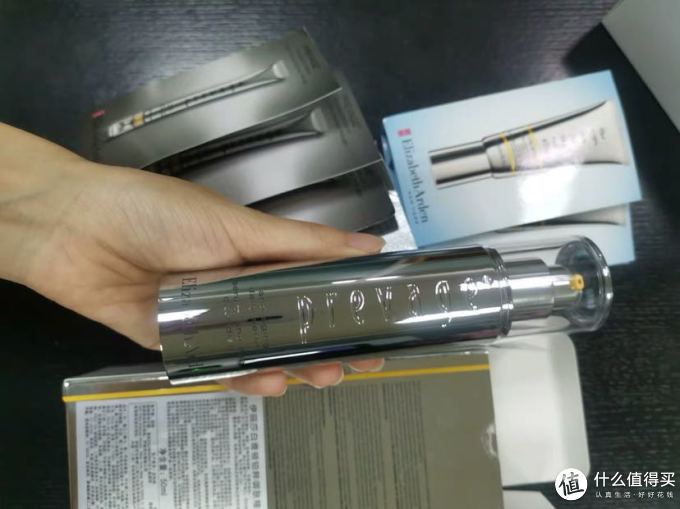 伊丽莎白·雅顿精华液