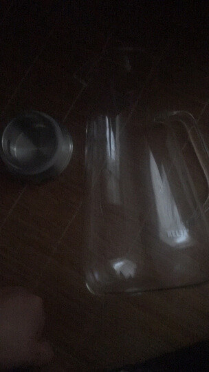 这个凉水壶必须的赞。很好看，厚实。不错不