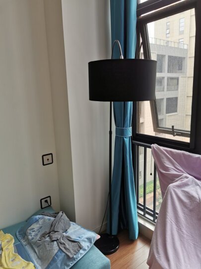 
高端大气，简单实用，外观美
