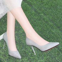 莱卡金顿  女士尖头酒杯跟浅口套脚时装休闲百搭单鞋 6695 银色 38