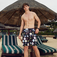 亦美珊 YI MEI SHAN情侣海边度假沙滩裤男加大码速干平角五分短宽松温泉游泳裤 YMS186040 黑底印花 M