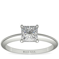 Blue Nile 14k白金 经典四镶爪单石订婚戒指 搭配0.80克拉公主方钻石