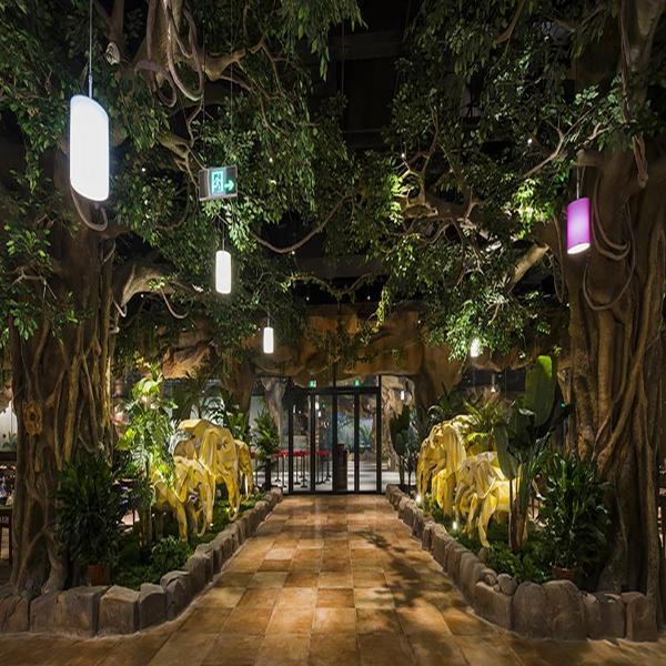 莫干山森泊度假酒店1晚+自助双早+双人自助晚餐+水乐园/幻想岛儿童乐园+芙罗拉攀岩1次+芙罗拉花园