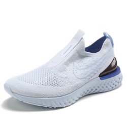 NIKE 耐克 Epic Phantom React FK BV0417 男子跑步鞋Nike Epic Phantom React FK 脚感柔软,一脚蹬款式结合无鞋带设计,方便轻松穿上,助你随时畅跑。透气 Flyknit 鞋面稳固舒适,带来如袜子般的贴合感,在跑步时脚踏 Phantom 鞋款,塑就“赤足”般感受。