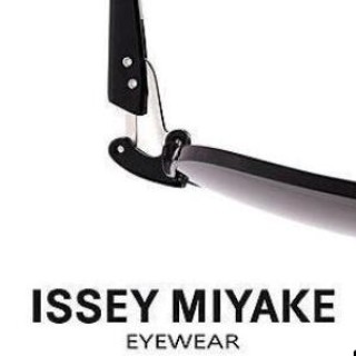 ISSEY MIYAKE/三宅一生