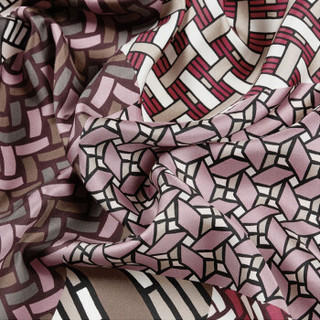 芙拉 Furla  女士  灰色+混色 TORTONA系列 丝巾围巾披肩方巾（可做包袋装饰） 1031710