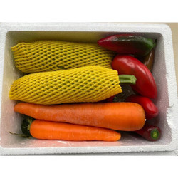 云南新鲜蔬菜4合1（小嫩瓜+胡萝卜+水果玉米+水果辣椒） 总计约7斤泡沫盒装