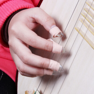 弹拨 乐器 配件 白色 赛璐璐 材质 演奏 初学 琵琶 指甲 透明 义甲