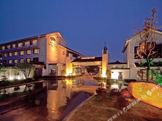 住1晚送1晚!苏州南园宾馆 豪华房+早餐+晚餐+网师园门票
