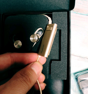 商品huawei华为am185入耳式降噪圈铁有线耳机