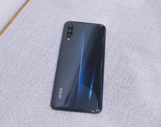 商品vivo iqoo 智能手机