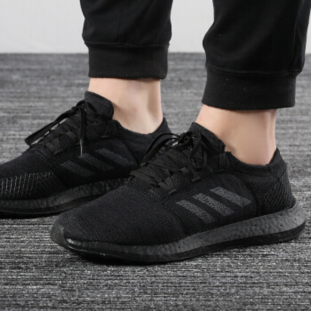 全黑 PureBOOST GO,对比晒单