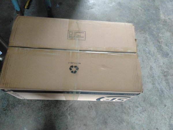 这款电脑作为一款入门级工作站，用的是U系
