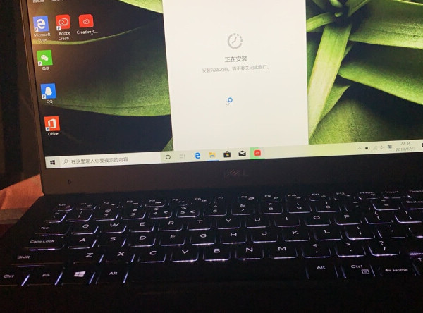 屏幕效果:挺好的,清晰n挺小巧的,虽然是