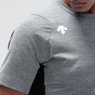 DESCENTE迪桑特 ACTIVE运动版型 男子针织短袖训练T恤 D9131TTS50 深灰色-HC XL(180/100A)