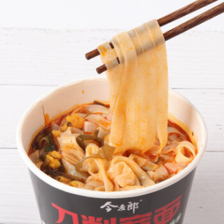 今麦郎 西红柿炖牛肉味 刀削宽面 129g