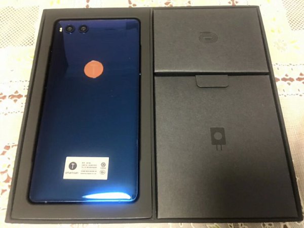 smartisan 锤子科技 坚果 r1 智能手机 孔雀蓝 8gb 128gb多少钱-什么