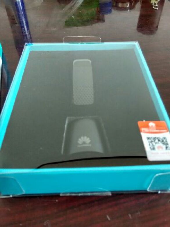 相比以前的手机显得很大，用着很流畅，真的