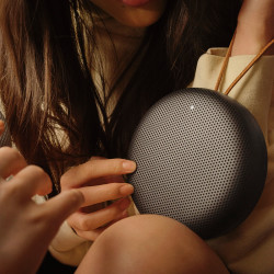 B&O Beosound A1 二代 无线蓝牙音箱