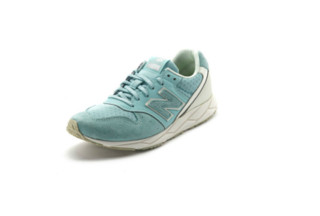 New Balance	COLOR  女款运动鞋