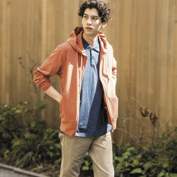 优衣库 UNIQLO 优衣库 AIRism 422986 连帽防晒衣