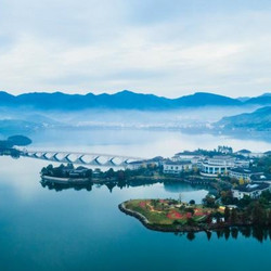 浙江余姚四明湖开元山庄中心湖景房/豪华山景房1晚套餐（含早餐，可选2-3人套餐）