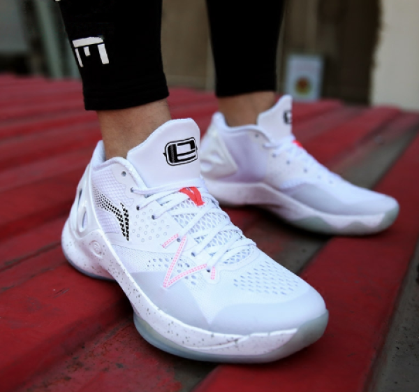 lining李宁音速5篮球鞋埃文特纳pe41