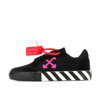 OFF-WHITE 十字箭头logo贴花板鞋 OMIA085E19C210471028 高跟鞋