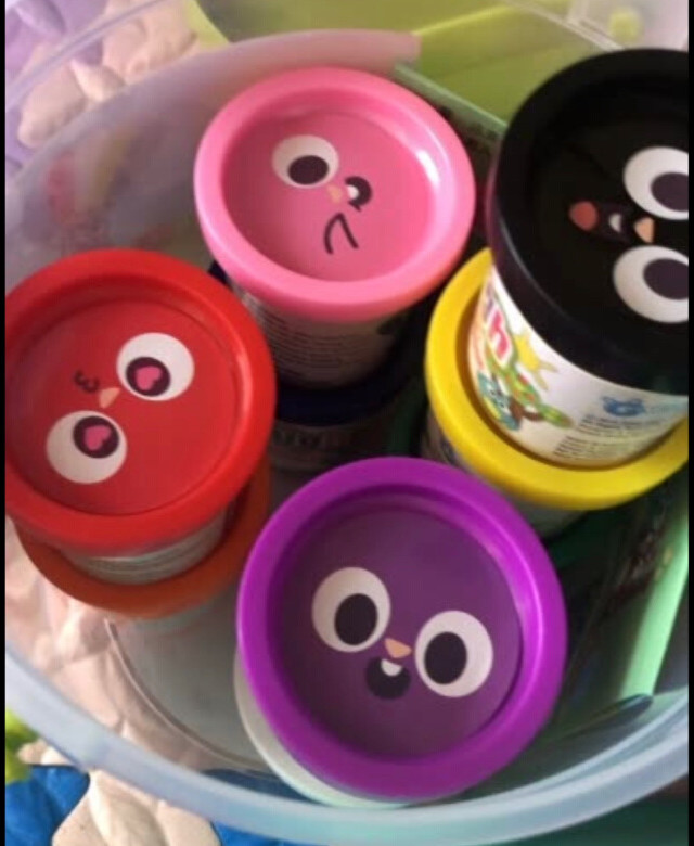 
产品非常好，一个一个小盒子的，每个颜色