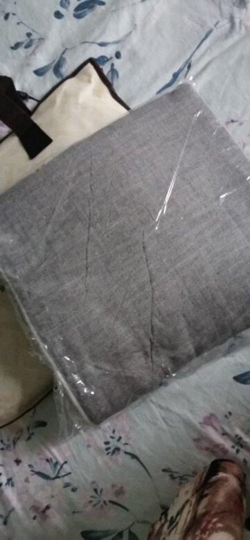 很喜欢这个颜色，材质也舒服