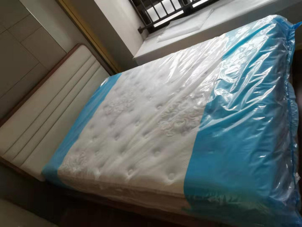 大气简约，软硬适中，不软也不硬，双十一价