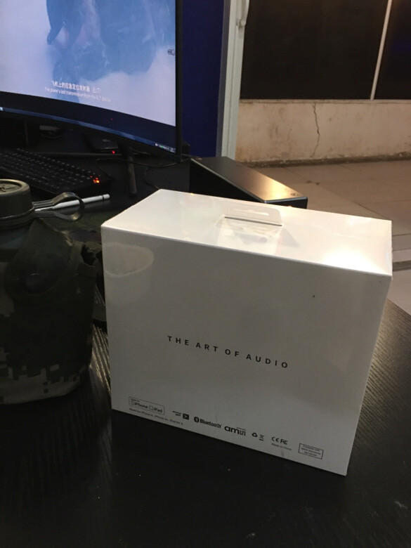送给女儿的礼物,她很喜欢,天天听音乐呢!
