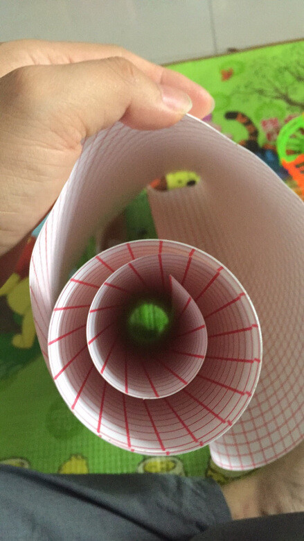尺寸大小：大小合适。擦拭效果：配合送的布