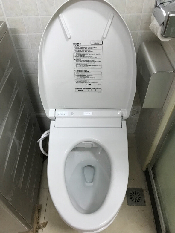 一直很喜欢智能马桶盖,这次搬新家就马上入