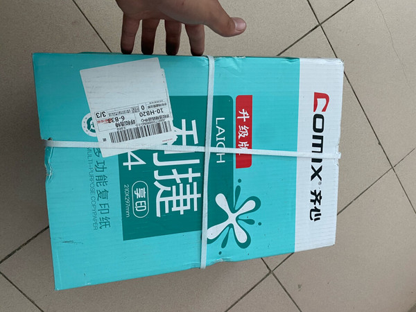 纸张品质：纸张70g的硬度适中很好纸张厚