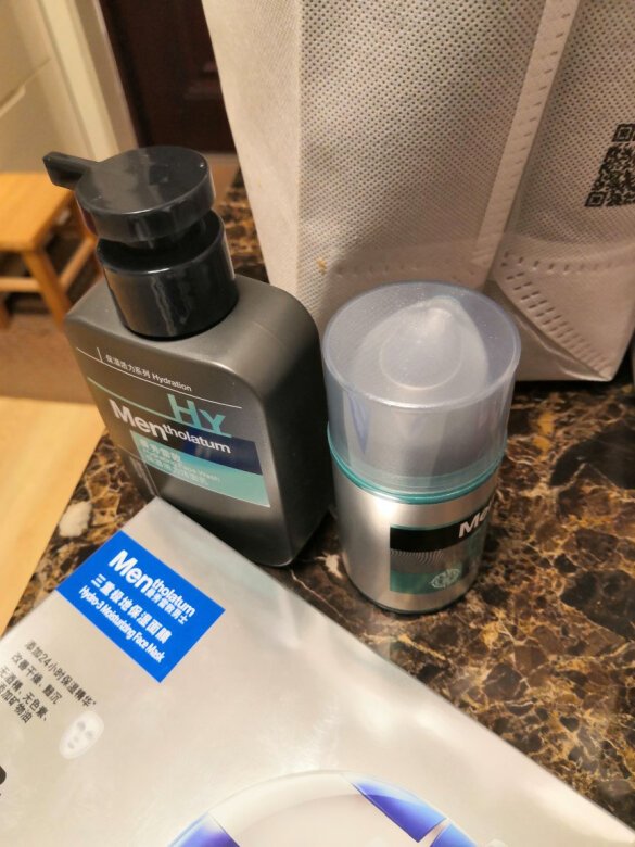 喜欢用，一直都用的这个牌子，很不错，滋润