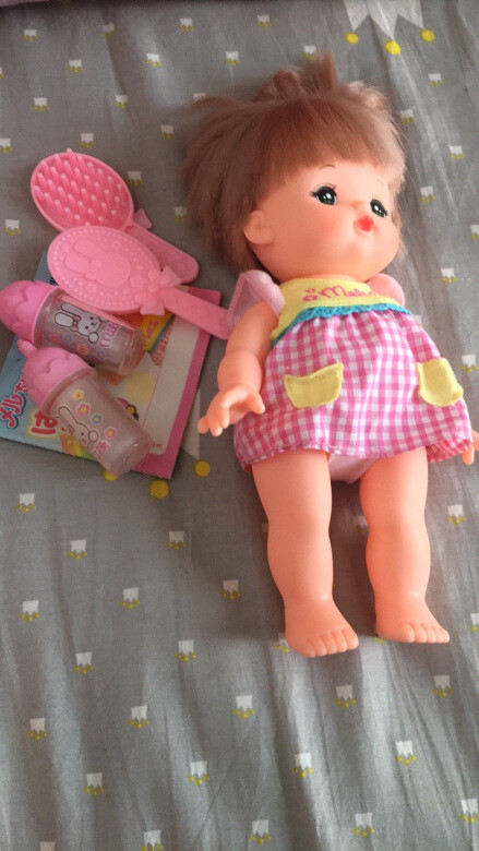 孩子特别喜欢，每天抱着睡觉，像小妹妹一样