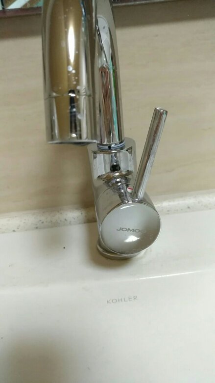 家里用的水龙头一直是九牧的,感觉质量很好