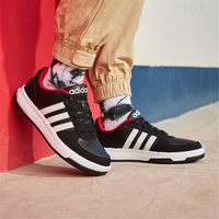 adidas阿迪达斯男鞋板鞋CUT时尚休闲运动鞋B28121