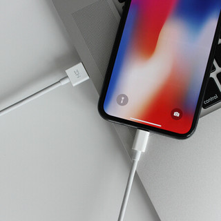 ZMI紫米苹果MFi认证快充数据线USB-A to Lightning充电器线适用于iPhoneSE/11Pro/XsMax/XR/8P/ZSH03白色